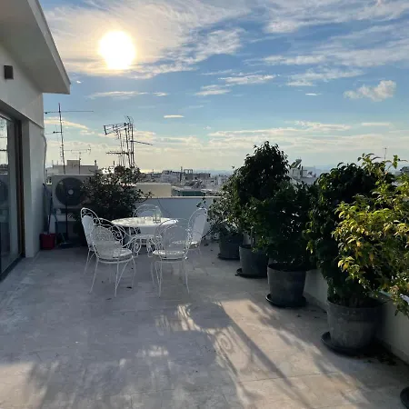 Neos Kosmos Penthouse, Sea And View Apartament *